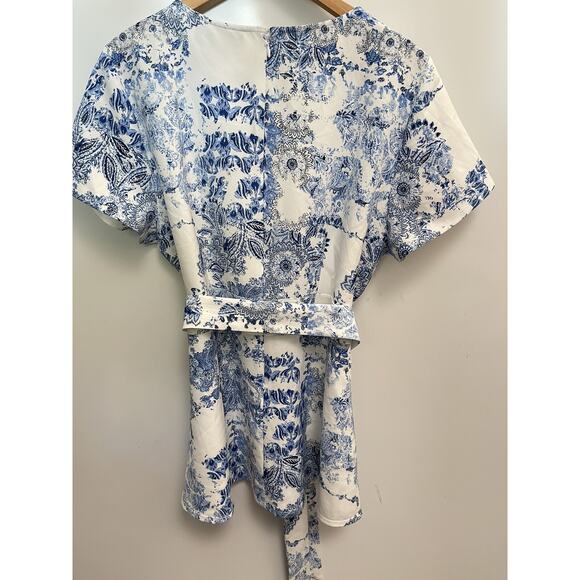 LANE BRYANT 16 top illusions Collection NWT - Picture 3 of 3